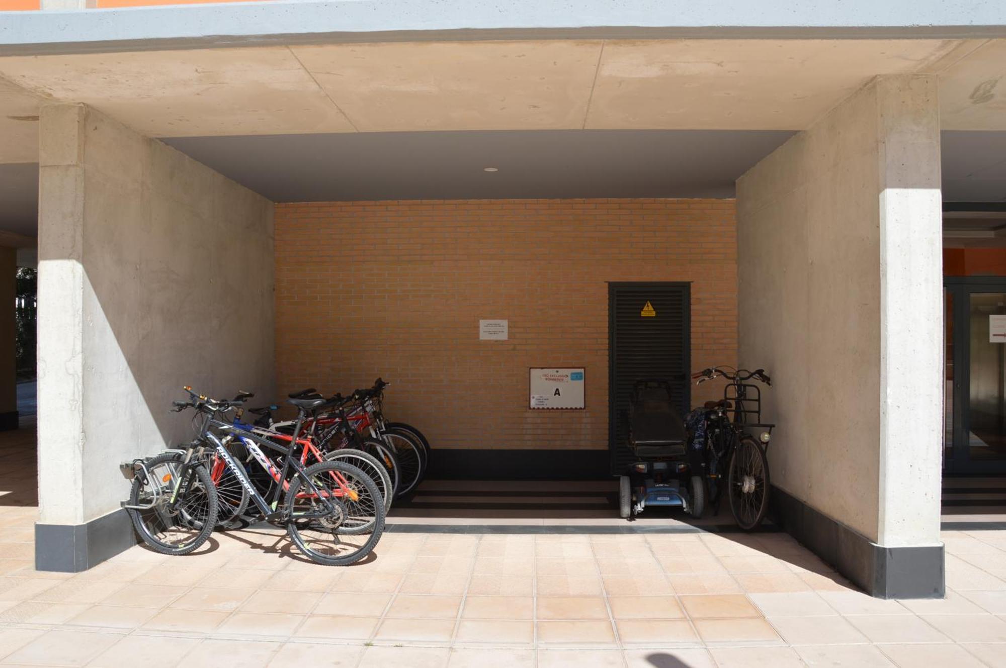 D'Oboe Marlovi Apt With Pool Benidorm Dış mekan fotoğraf